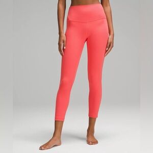 NWT Lululemon HR align 25” Size 6